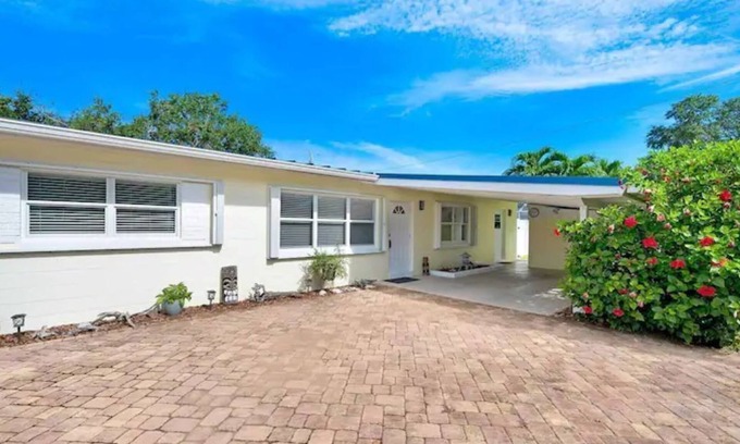 Cocoa Isles House | Entire House in Beautiful Cocoa Beach Area!