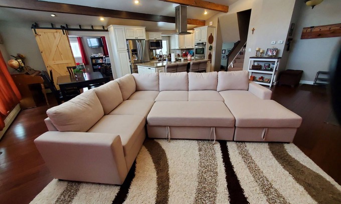 Village of Harrison House | Entire Huge 5-Bedroom 2.5-Bathroom Home!