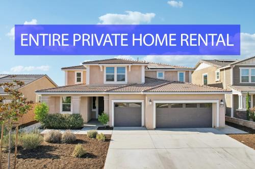 Sun City Villa | Entire Private 3k sqft 5-Bedroom House w Gated Yard, Garage, Nice View, Available Now