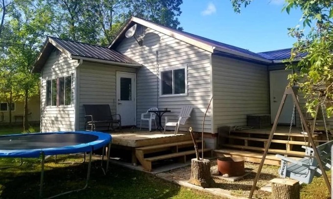 Gimli House | Entire Residential Home