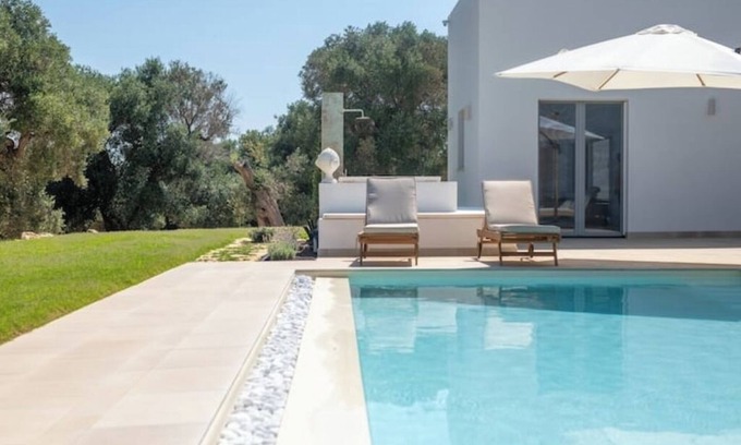 Carovigno Villa | Entire villa with swimming pool close to the sea
