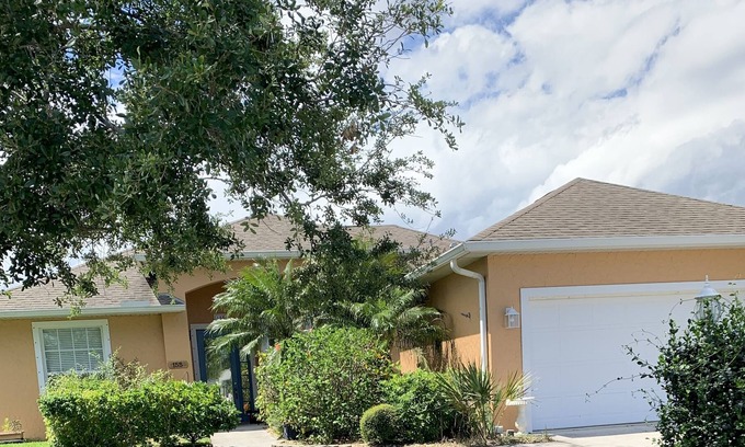 Vero Beach House | Entire Waterfront Home....