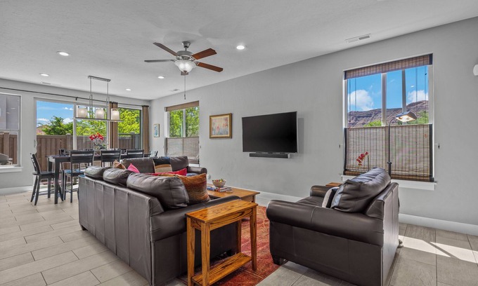 Moab House | Entrada at Moab 420 | Pool | Spa | Bikes | Garage | Close to Downtown