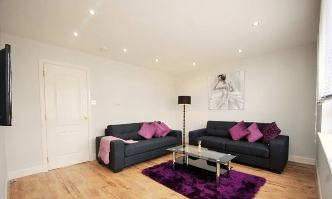 Aberdeen West End Apartment | EPI - 3 BED EN-SUITE DUPLEX PENTHOUSE REGENCY COURT