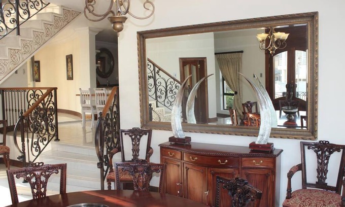 Greater Johannesburg Metropolitan Area Apartment | Epitome of Elegance