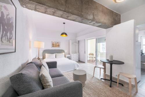 Cascais Apartment | Equador Studios by Olala Homes