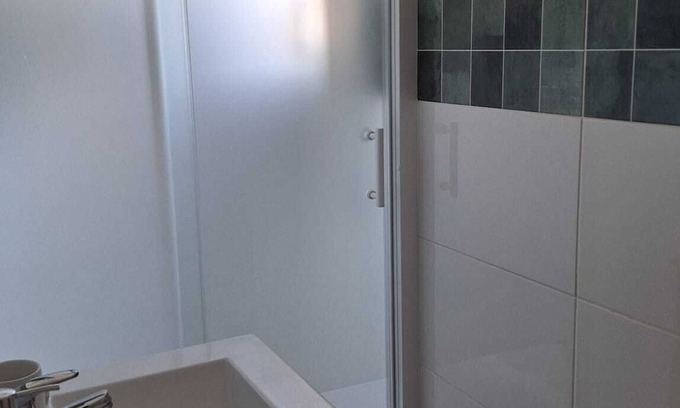 Survilliers Apartment | Equipped accommodation Families & pro travellers - Near CDG & Astérix