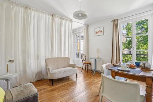 4th Arrondissement Apartment | Escapade élégante dans le Marais