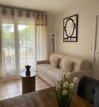 Uzes Apartment | Escapade Uzétienne Cœur de ville et Parking