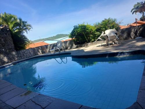 Praia dos Anjos House | ESCAPE PARA O PARAISO, Casa Mobiliada com PISCINA e Salão de jogos, 300mt da PRAIA