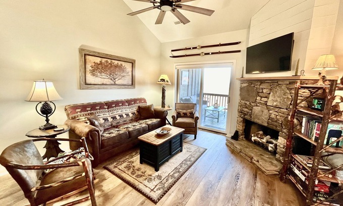 Wolf Laurel Condo | Escape to Mountain Paradise - 1BR/1BA Condo with Breathtaking Views of the Blue Ridge Mountains!