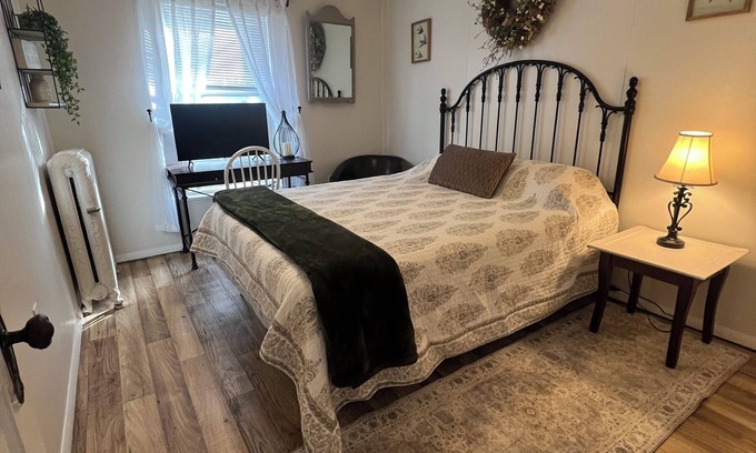 Dannemora Apartment | Escape To The Adirondacks!