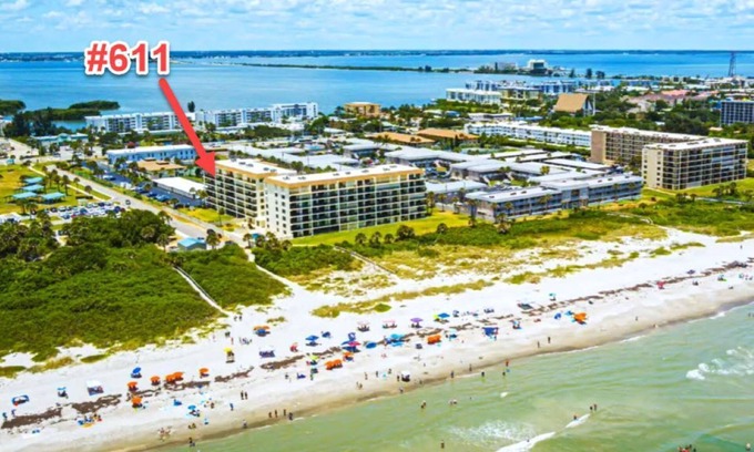 Cocoa Beach Condo | Escape to warm, sunny Cocoa Beach; make memories that'll last a lifetime!