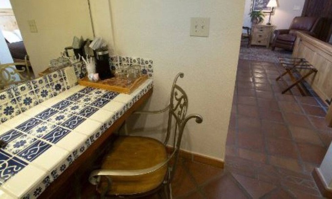 Kerrville Apartment | ESCONDIDA SUITE #4 KING