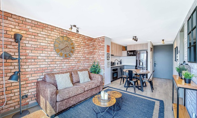Nunoa Apartment | Espacio Nunoa 1BR, balcony and free parking
