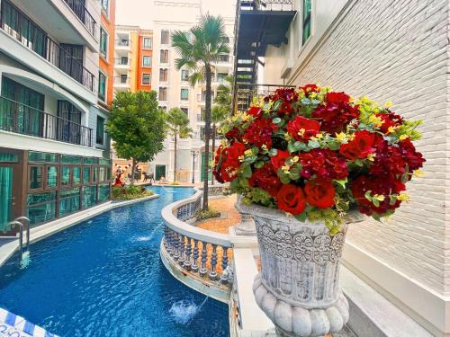 Na Kluea Apartment | Espana Resort One-Bedroom&Studio