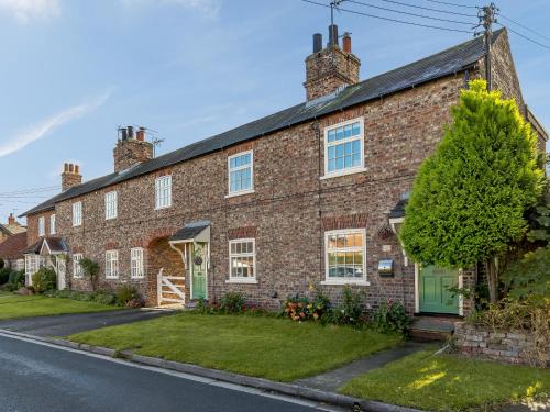 Storwood House | Estate Cottage