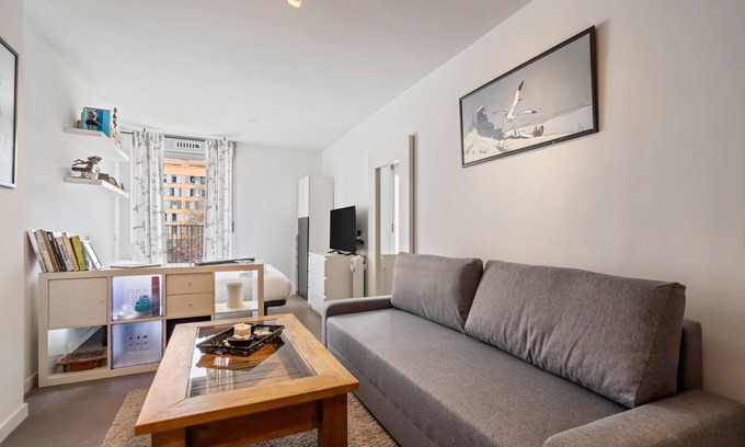 Valverde Apartment | estudio en las tablas con piscina y garaje de alquiler temporal