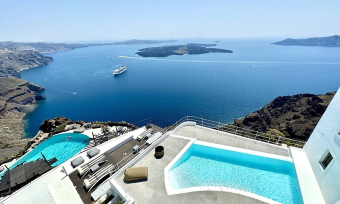 Imerovigli Apartment | Eteoro Suites