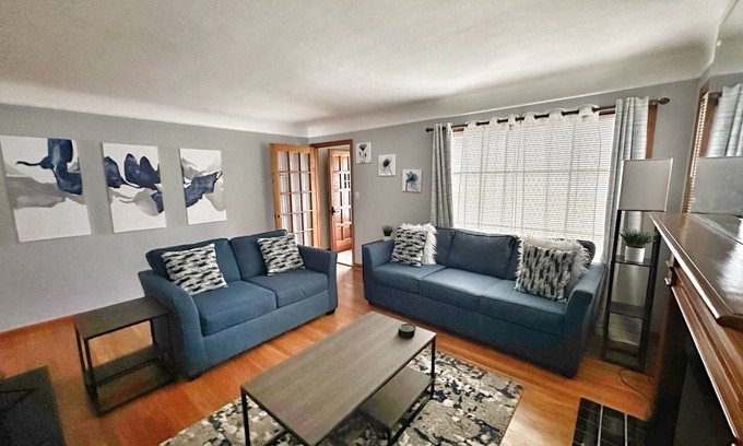 Euclid House | Euclid Lake Retreat