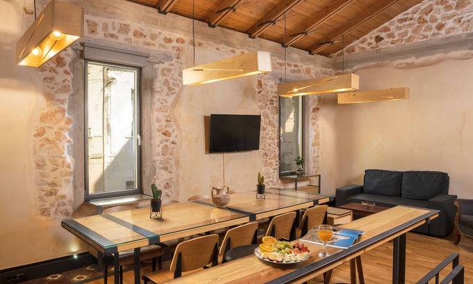 Katochori Apartment | Evans House - Seaside Luxury Studio with veranda