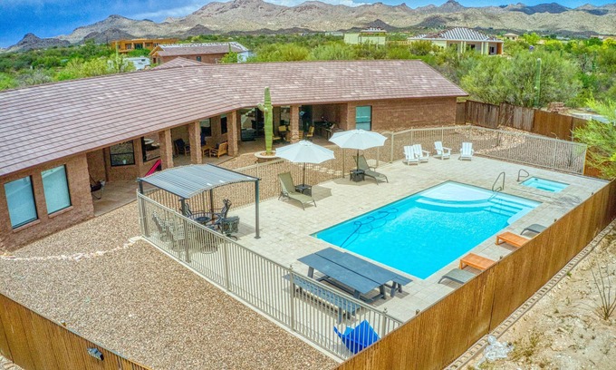Tucson Apartment | Event Ready Spacious Tucson Villa with Private Pool on 4 Acres and Stunning View