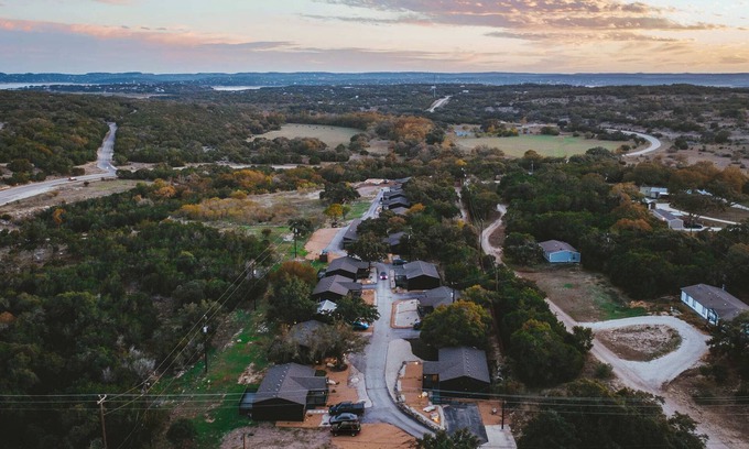 Canyon Lake Cabin | Events & Weddings Entire 14-Cabin Retreat Sleep100 - Hill Country Pool, Fire Pit