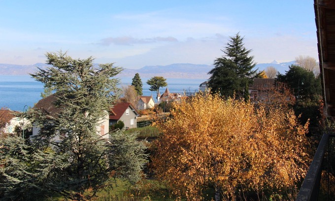 Neuvecelle House | Evian-lès-bains: House next to lake