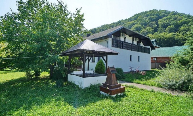 Nebug House | Evropa