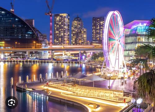 Darling Harbour Apartment | Excellent location,Darling Harbour