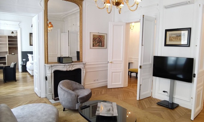Palais-Royal Apartment | Exceptional apartment, a stone's throw from the Opéra Garnier