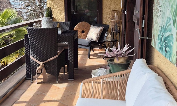 Montreux Apartment | Exceptional view of the lake and mountains