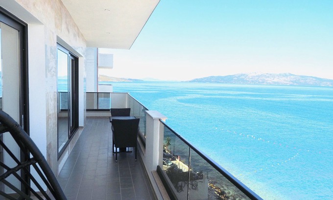 Sarande Condo | Exclusive 3 bedroom luxury apartment 20 meters from the beach & pool. 4th floor.