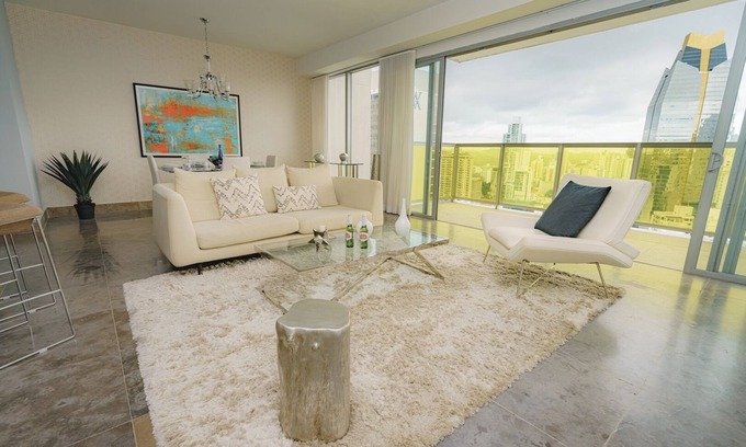 Marbella Apartment | Exclusive and luxury 1BR with balcony in Yoo Panama