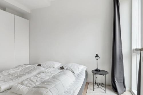 Vesterbro Apartment | Exclusive Apartment in Copenhagen V with Balcony