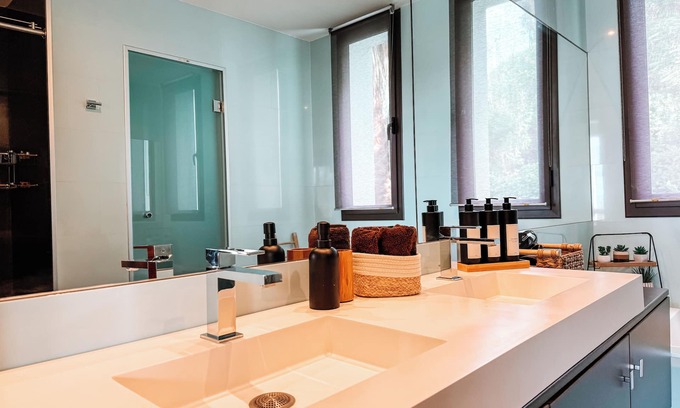 Marbella Bed & Breakfast | Exclusive Deluxe Suite – Boutique B&B Ojén/Marbella