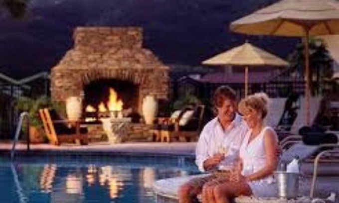 Lawrence Welk Resort Village Villa | Exclusive New Year's Double Villa Stay at Welk Resort