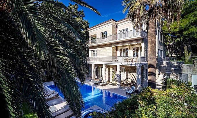 Split Villa | Exclusive Seafront Villa | 5 Bedrooms | Villa Mestro | Outdoor Pool