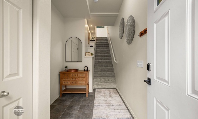 Spenard Condo | Executive Luxury: Elegant 2BR 2.5BA Condo with 2 Fireplaces & Garage Parking