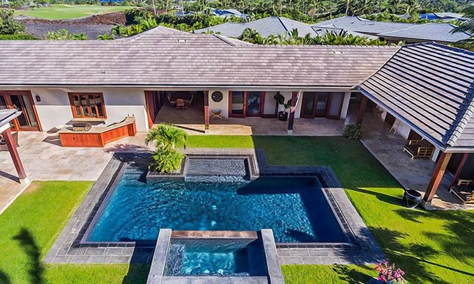 Kamuela House | Expansive Mauna Lani Resort Estate with Pool, Garden, Maid Service & Beach Access!