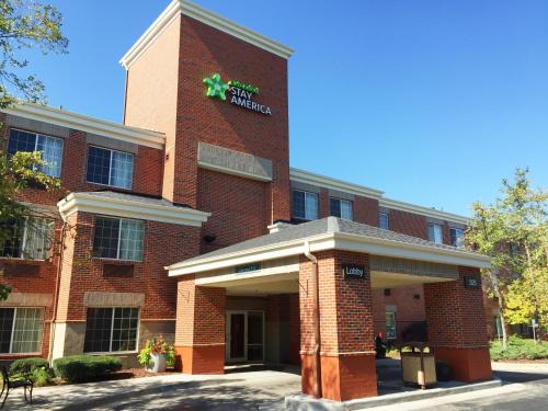 Brookfield Hotel | Extended Stay America Suites - Milwaukee - Brookfield