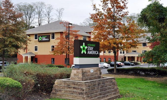 Red Bank - Tinton Falls Hotel | Extended Stay America Suites - Red Bank - Middletown