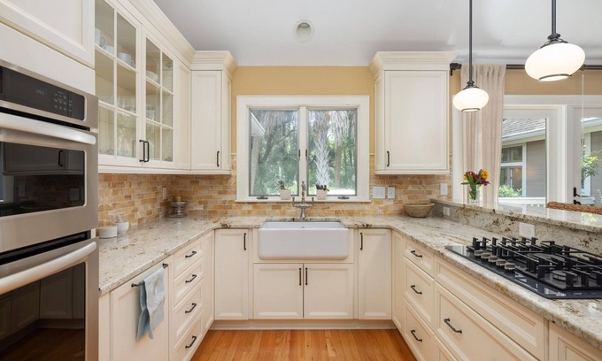 Vanderhorst Plantation House | Extended Stays Available! Pet friendly! Great family layout! Quiet street!