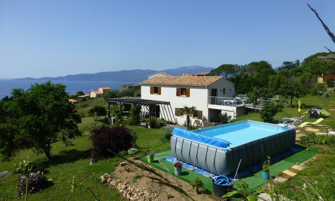 Calcatoggio House | F3 of 80m ², swimming pool with sight on sea and mountains Arrival possible during the week