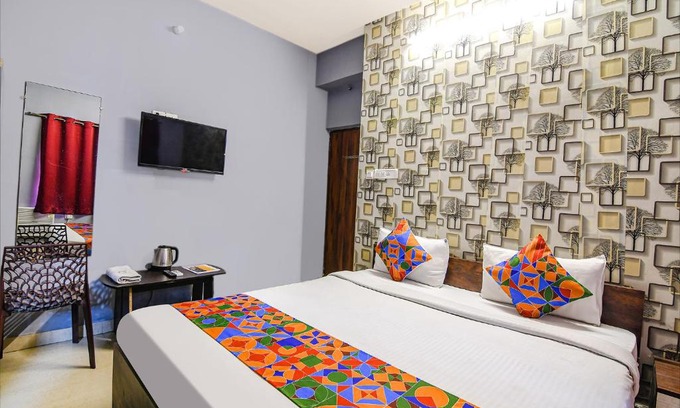 Dankuni Hotel | FabExpress Westin Palaza