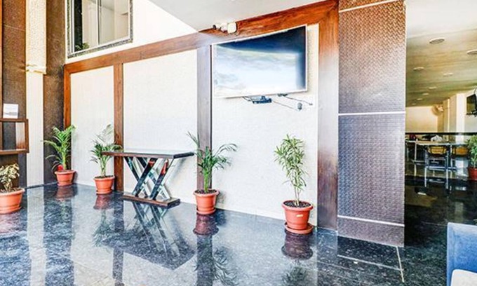 Indore Hotel | Fabhotel Meera Palace