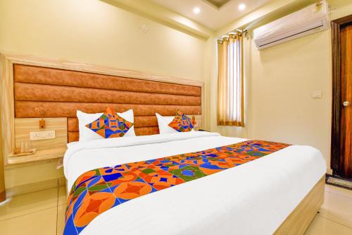 Bullawala Hotel | FabHotel Pacific Inn
