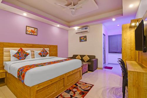 Ranchi Hotel | FabHotel Rajdhani Residency