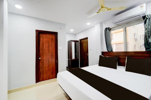 Miyapur Hotel | FabHotel Vega