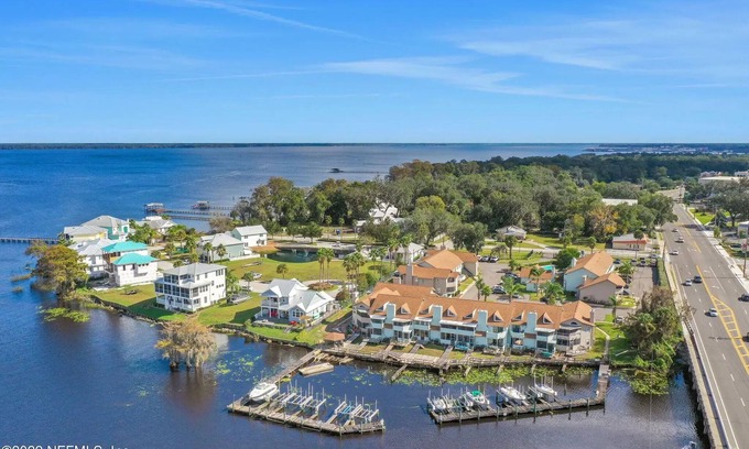 Green Cove Springs House | Fabulous 3-bedroom house with WiFi and many amenities in Green Cove Springs